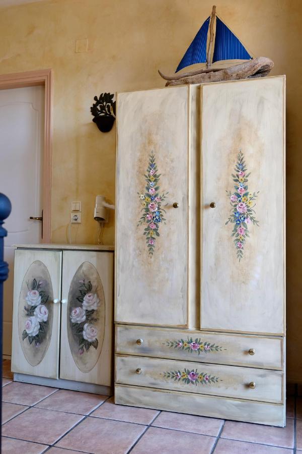 Aphrodite Studios Loutra Edipsou  Eksteriør billede