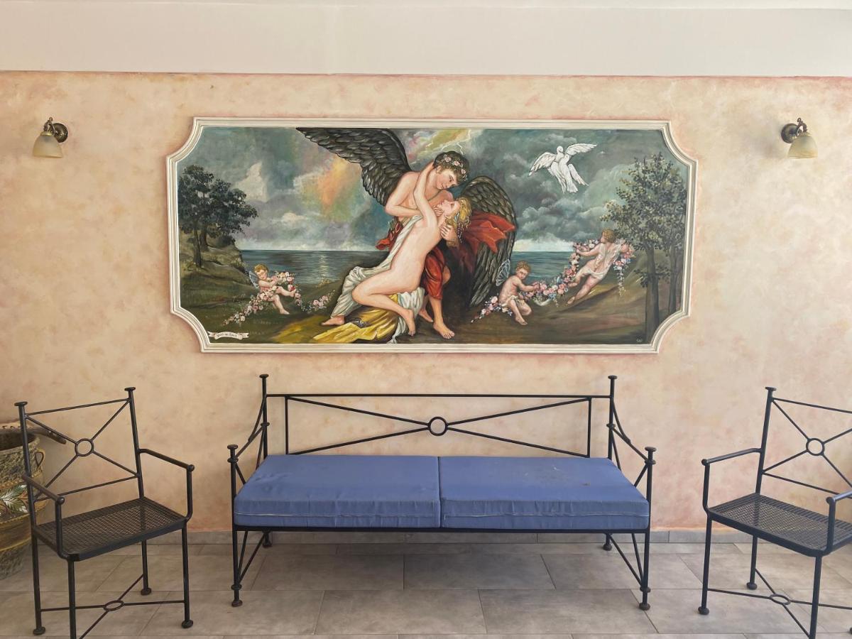 Aphrodite Studios Loutra Edipsou  Eksteriør billede